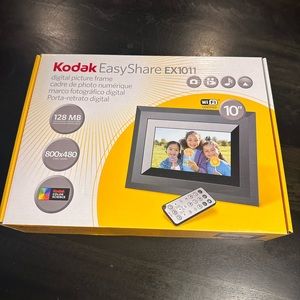 Never Used! Kodak EX-1011 Easyshare 10-Inch Digital Picture Frame
